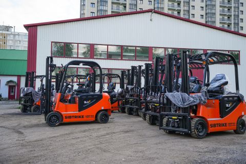 Вилочный погрузчик Sibtrike SF4 Light 15.3LA 1500 кг
