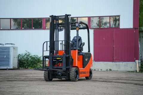 Вилочный погрузчик Sibtrike SF4 Light 15.3LA 1500 кг