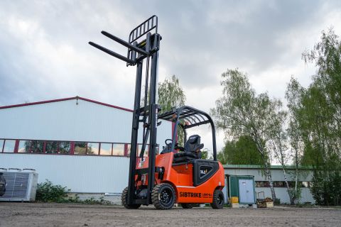 Вилочный погрузчик Sibtrike SF4 Light 20.3LA 2000 кг