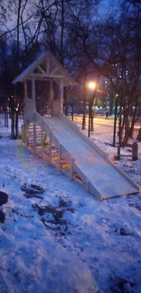 Зимняя горка Савушка Зима Wood-5