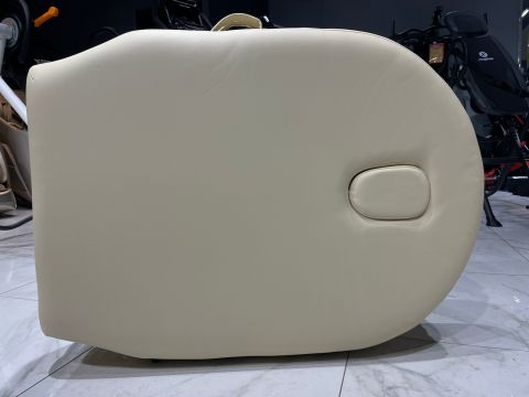 Массажный стол Restpro VIP OVAL 2 крем (Витринный экземпляр)