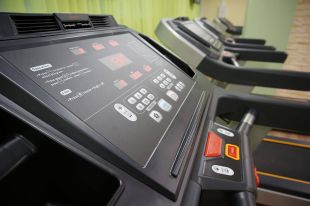Беговая дорожка AeroFIT X4-T LED