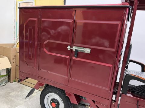 Трицикл грузовой GreenCamel Тендер 3 (1500W 40км/ч) закрытый кузов