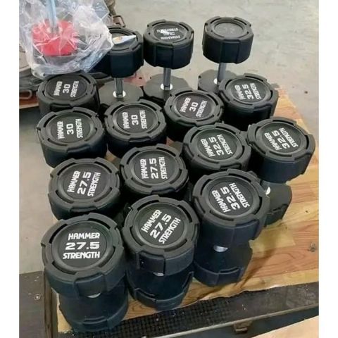 Гантельный полиуретановый ряд от 27,5 до 50 кг, шаг 2,5 кг Gymmaster ANA-047