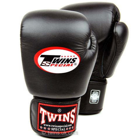 Перчатки боксерские Twins BGVL-3 для муай-тай (черные) 16 oz