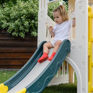 Игровой комплекс с горкой UNIX Kids Playhouse
